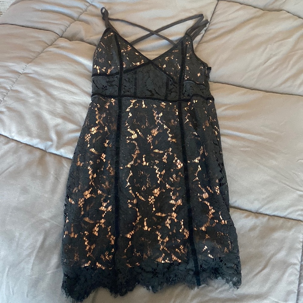 Black and nude bodycon dress Tobi